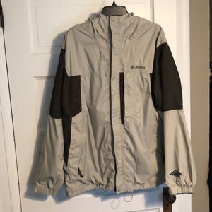 Columbia light gray rain jacket